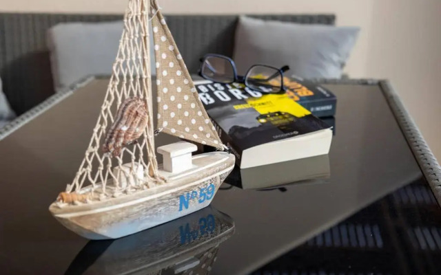 Modern 2bedroom flat with spacious balcony 2