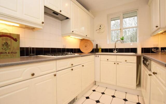 Luxury Top Floor 2Bd Apartment Apsley