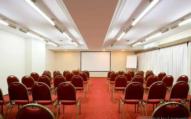 Mercure Curitiba Golden Hotel