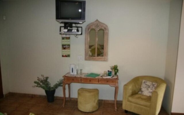 Ponciana Superior Guesthouse