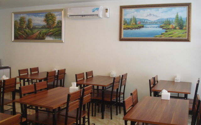City Central Hotel