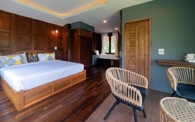 Tawan Riverside - Elephant Resort
