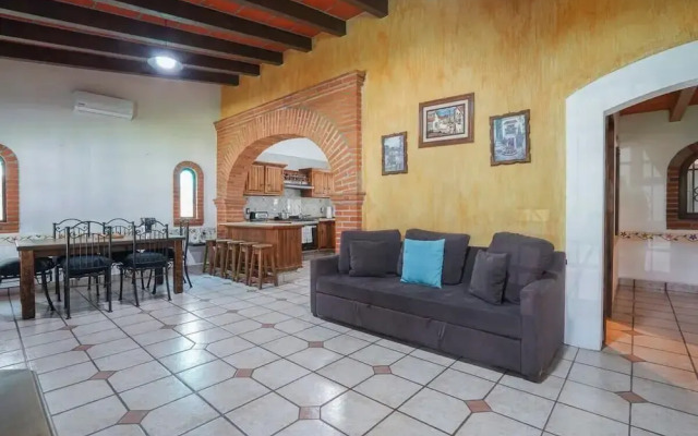 Family house in Oaxtepec Pool & Hot tub