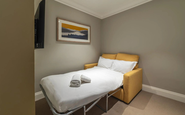 The Ro Hotel