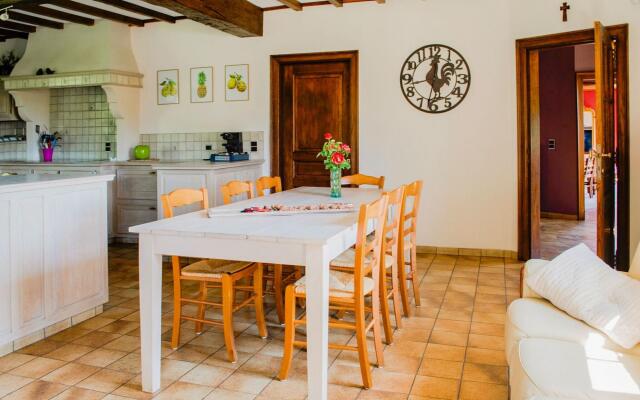 Appealing villa in Bièvre with garden