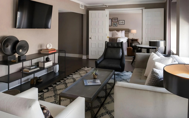 Claridge House Chicago, Tapestry Collection by Hilton