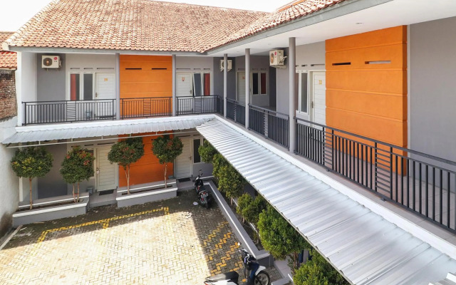 OYO 3340 Wisma Etiga