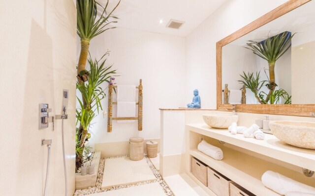 Private Villa in Seminyak 1164