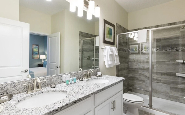 ChampionsGate 8BR Pool Home wTheater