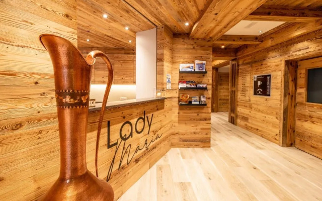 Lady Maria Hotel & Resort