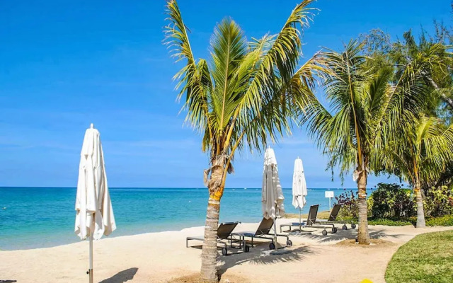 L'Escale Beachfront Luxury Suite By Dream Escapes