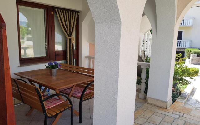 Apartment Ruzmarin