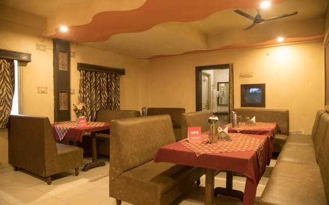 Capital O 4381 Hotel Parashar