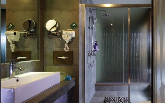 Forest City Resort Hotel