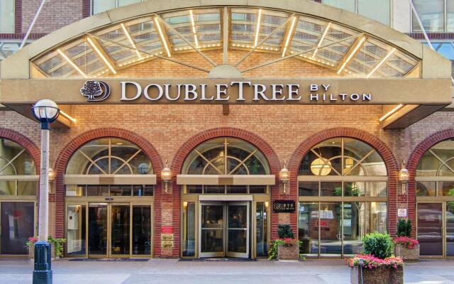 DoubleTree by Hilton Hotel Toronto Downtown