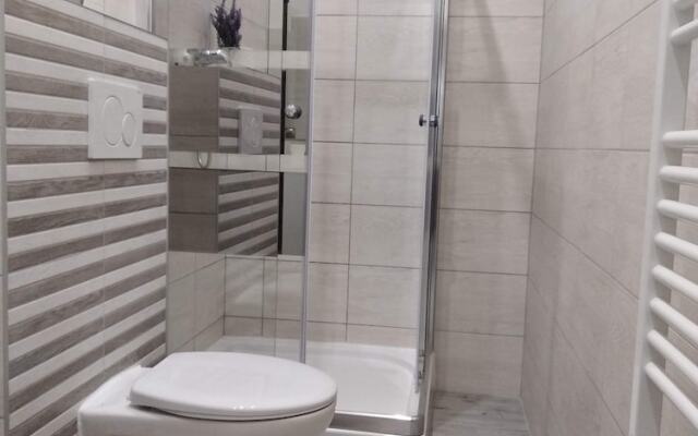 Kate&Jenny-Cosy place city center