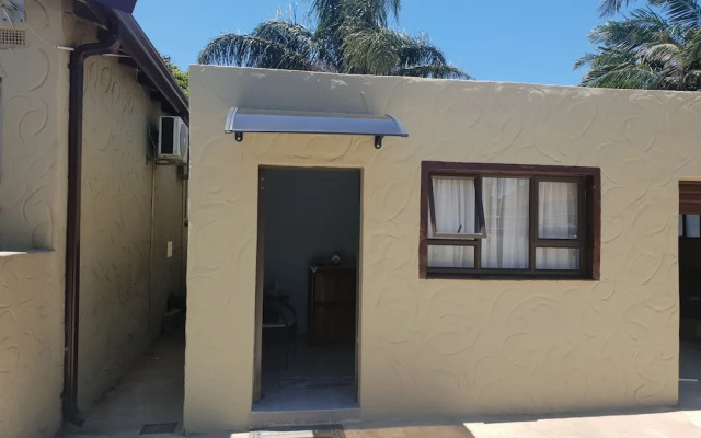 Iqhayiya Guest House