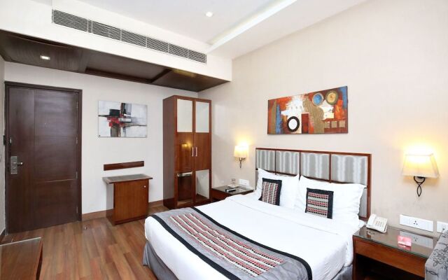 OYO 15134 Hotel Downtown