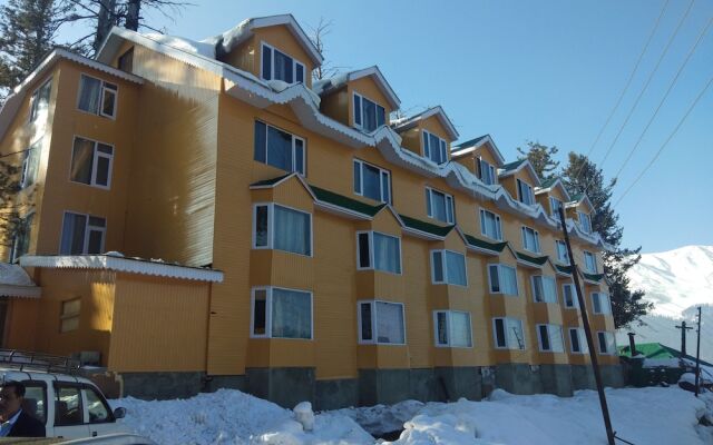 Hotel Zahgeer Continental Gulmarg