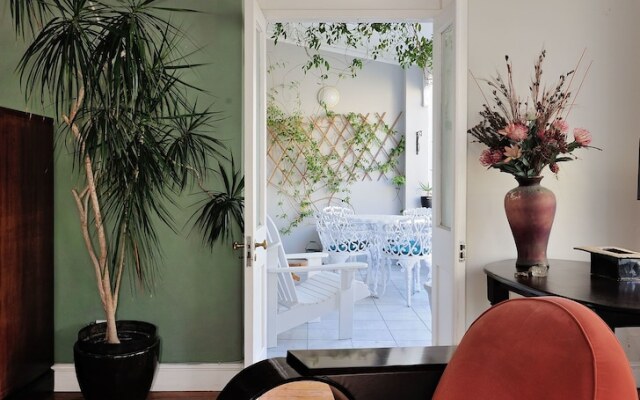 Barry Hall Luxury Apartments