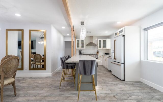 Peacock Paradise - Family Ranch-fire Pit Gathering