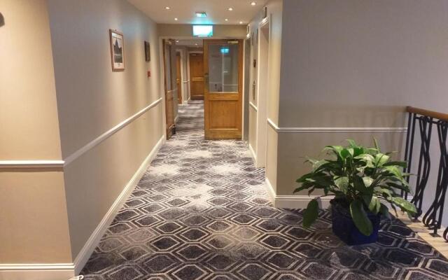 Parkavon Hotel