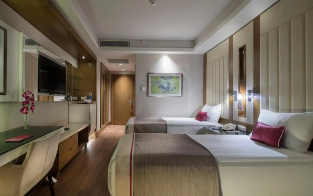Trendy Lara Hotel