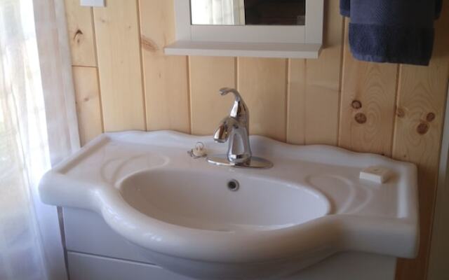 Wolfwood Guest Ranch