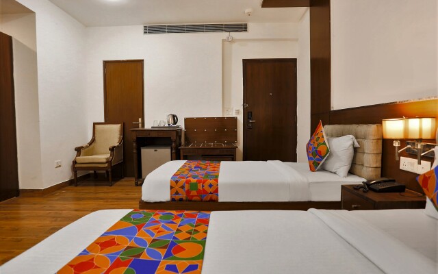 Fabhotel Heaven In