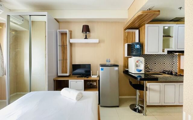 Spacious Studio Room Apartment At Parahyangan Residence