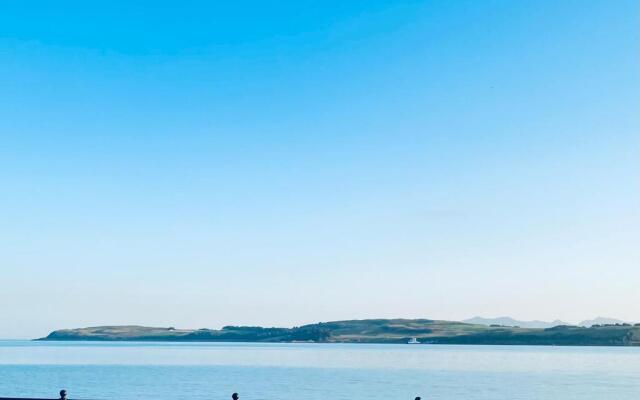 Largs Holiday Apartment