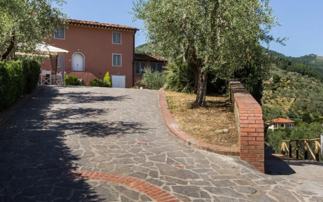 Villa Sissi 10 2 in Massa e Cozzile