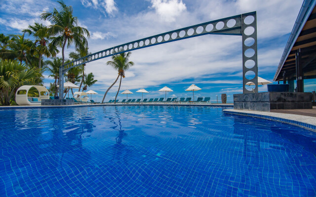 Coco de Mer Hotel and Black Parrot Suites