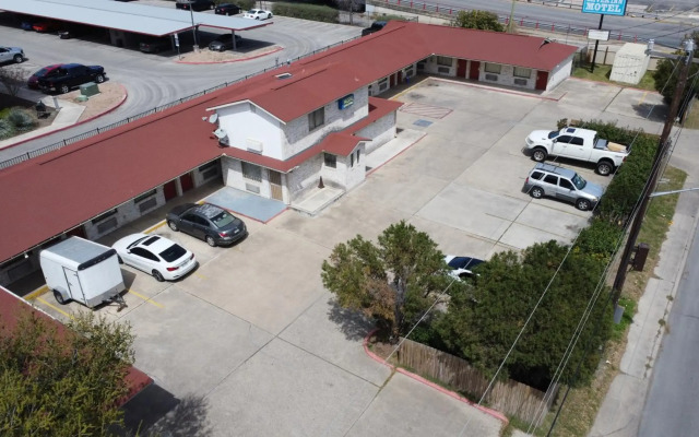 River Inn Motel