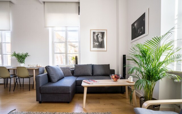 Old Town Heart VII - TheBarbican