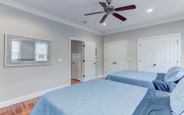 Upscale Home Near Harbor W/2cargarage&rooftopdeck