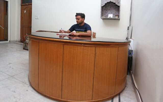OYO 38149 Shiva Guest House