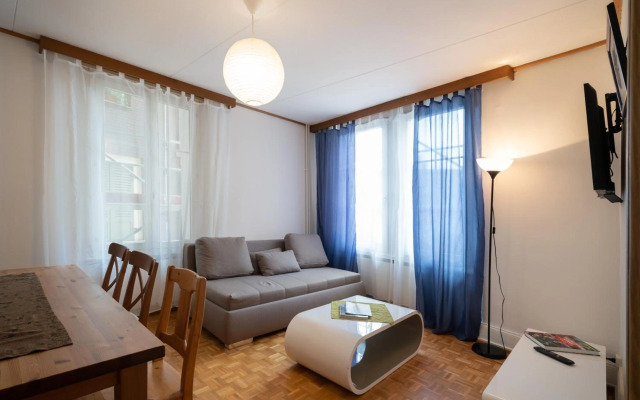 Between Lakes Apartments