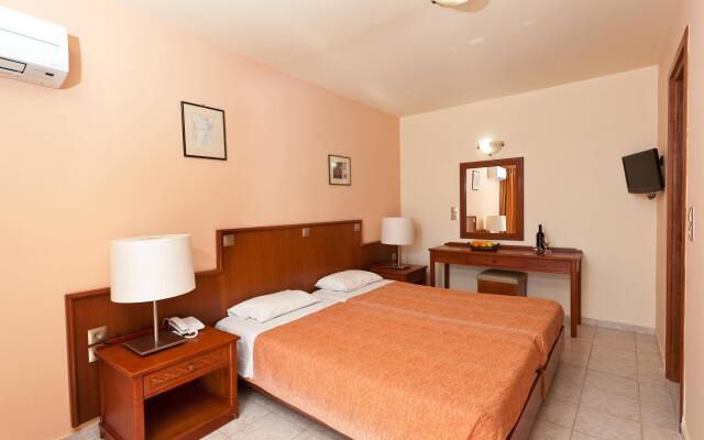 Alea Hotel & Studios