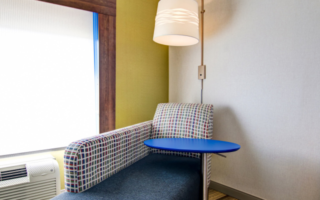 Holiday Inn Express Hotel & Suites Toronto - Markham by IHG