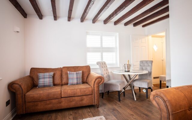 Ridley House Apartments