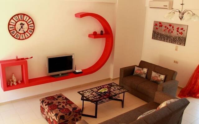 Pathos Villa by LeaderStay