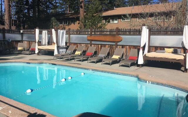 Hotel Becket Lake Tahoe