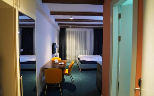 Atrium Apartment 245