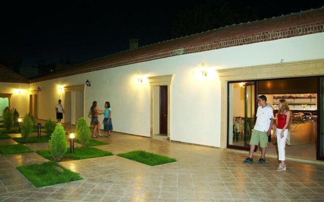 Bacahan Hotel - Special Class