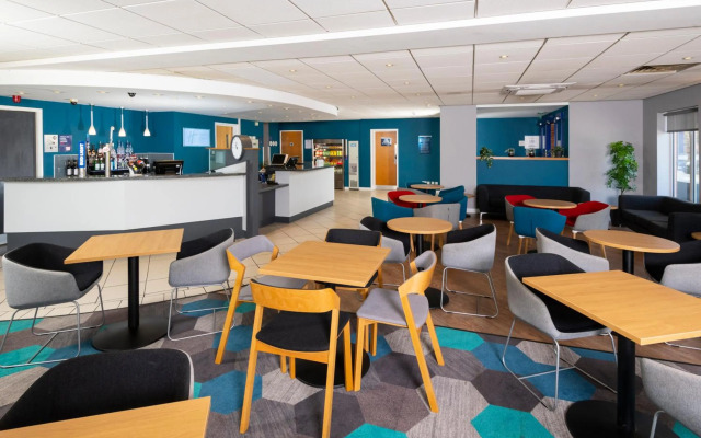 Holiday Inn Express Lichfield by IHG