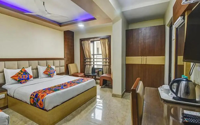 FabHotel Chennai Palace