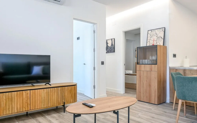 M Boy50b Bonito Apartamento de dos Dormitorios e