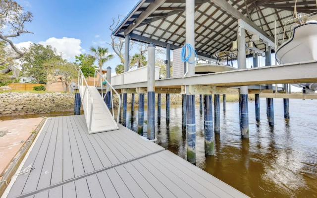 Waterfront Gem w/ Dock in Jacksonville