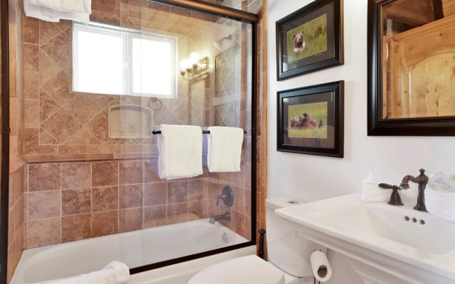 BIG Bear Gambrel #2066